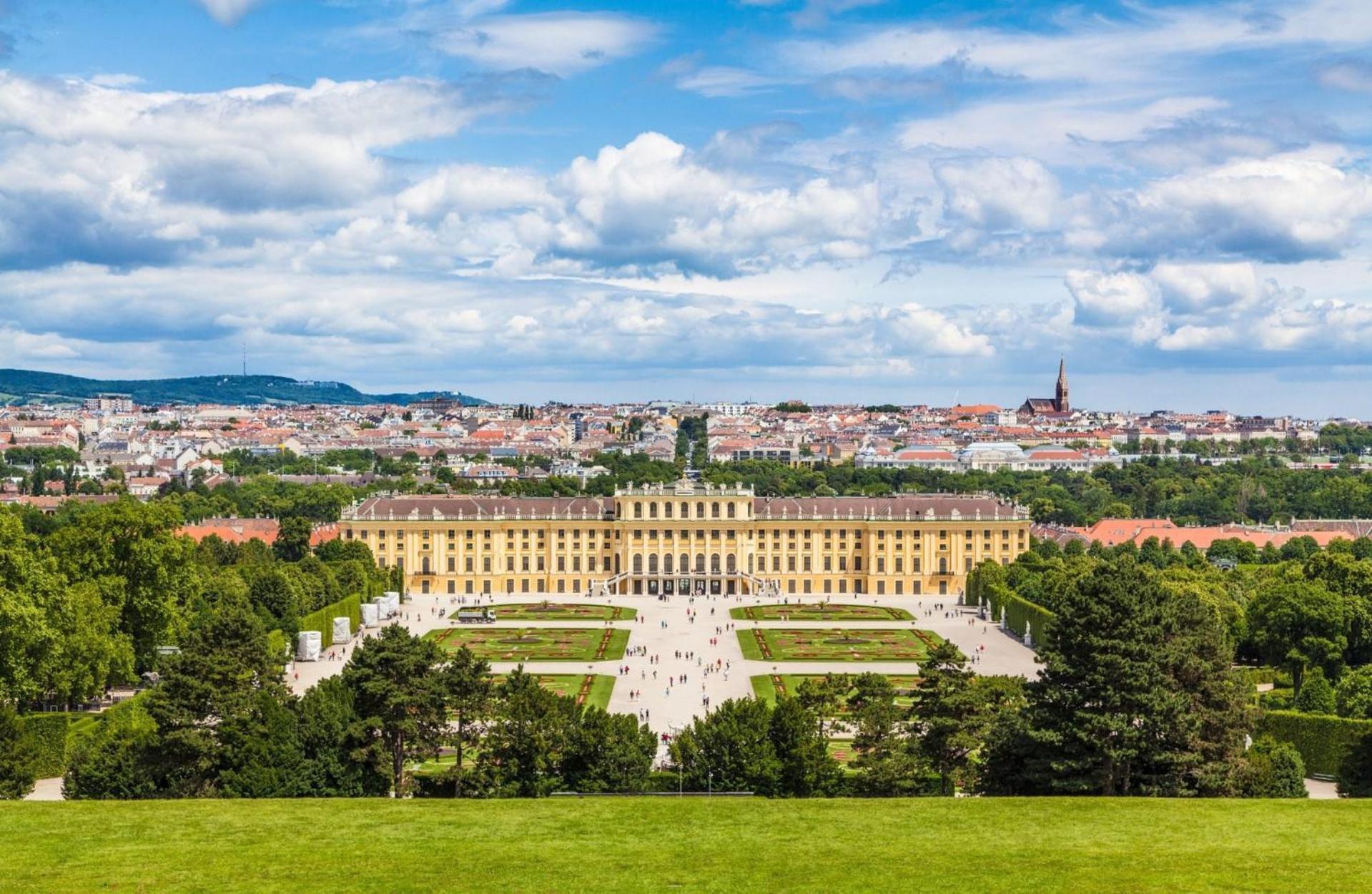 Lovely Airbnb Near Schoenbrunn * Wien